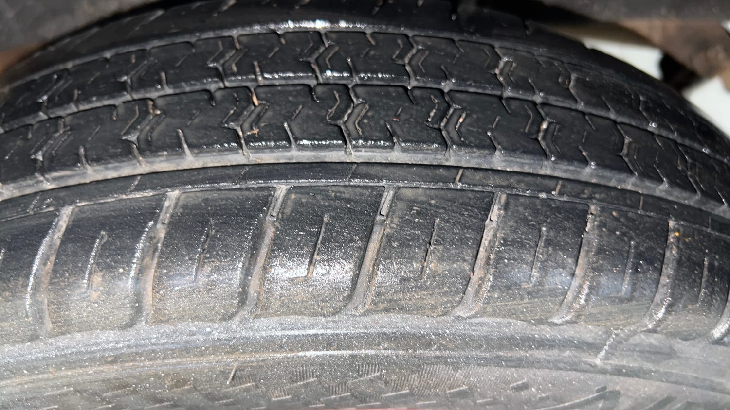 Used 2018 renault Kwid 1.0 RXL Anniversary Edition Petrol Manual tyres LEFT REAR TYRE TREAD VIEW