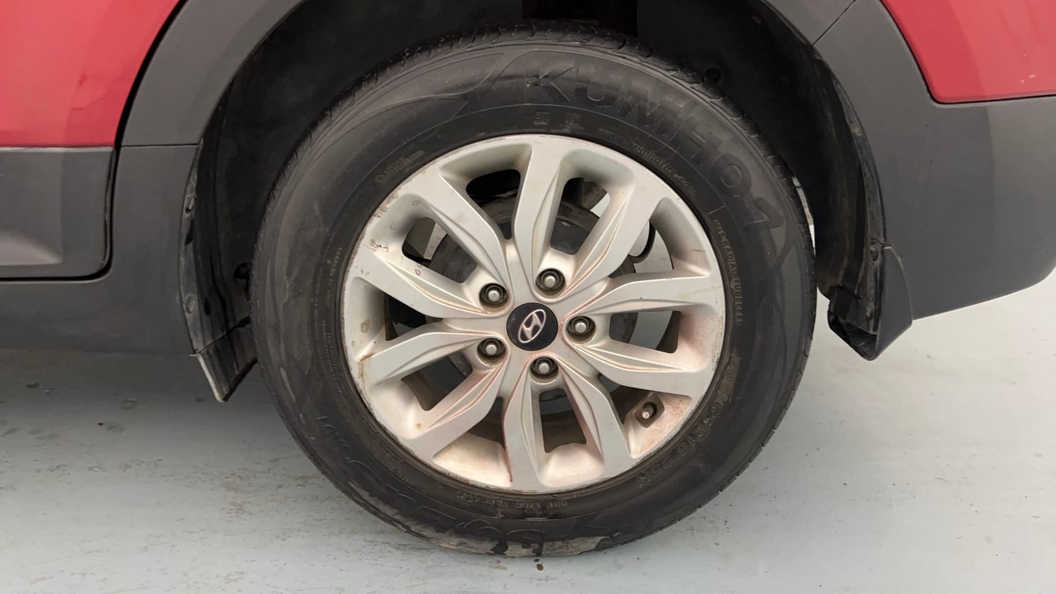 Used 2019 Hyundai Creta SX 1.6 Petrol Petrol Manual tyres LEFT REAR TYRE RIM VIEW