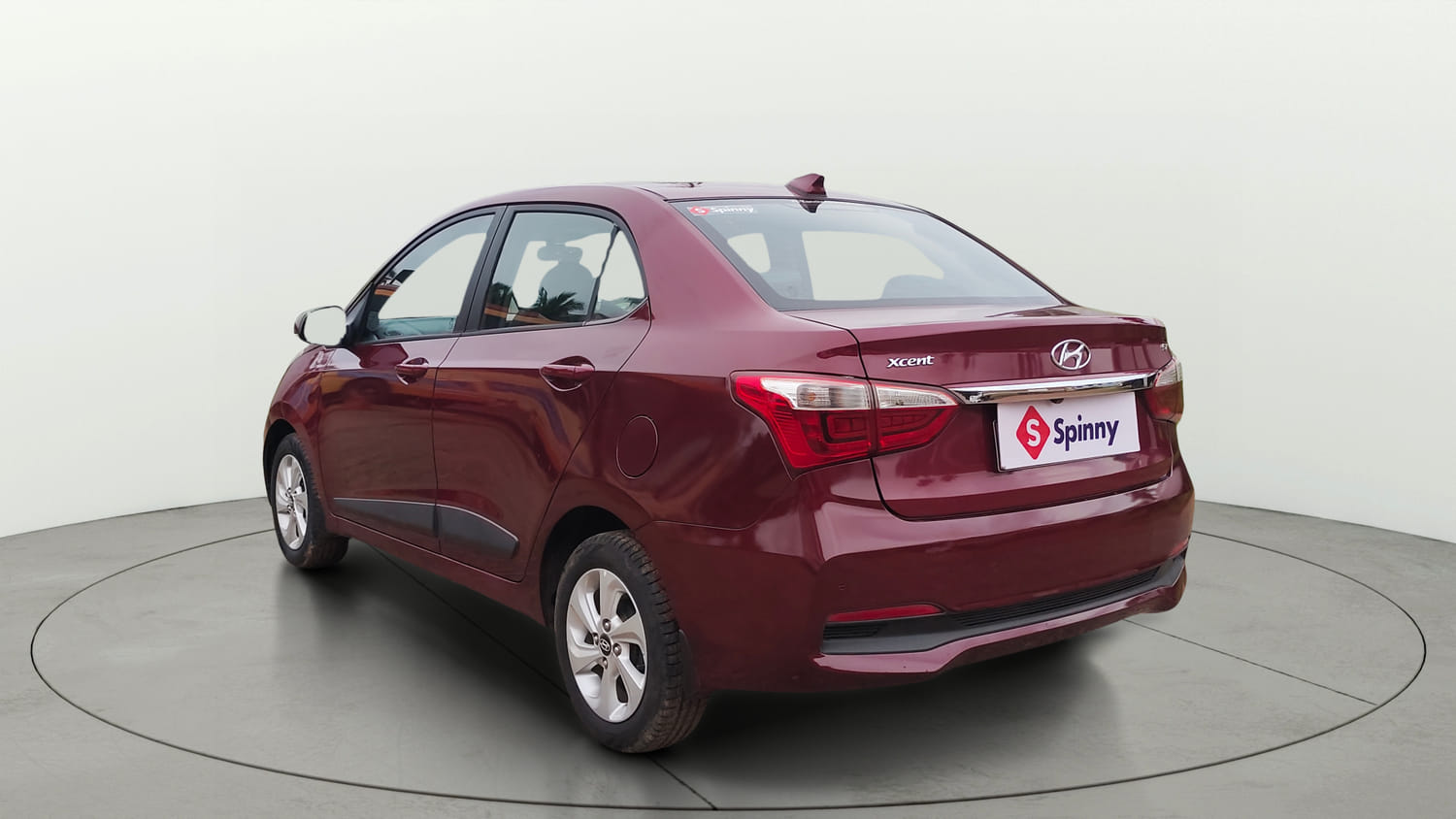 Used 2017 Hyundai Xcent SX 1.2 Petrol Manual exterior LEFT REAR CORNER VIEW