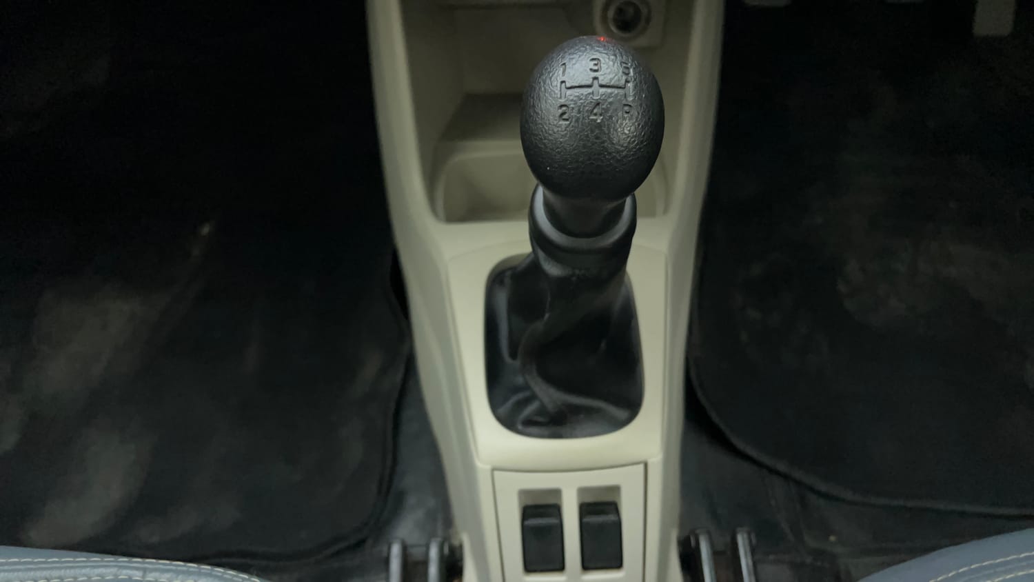 Used 2019 Maruti Suzuki Alto 800 LXi Petrol Manual interior GEAR  KNOB VIEW