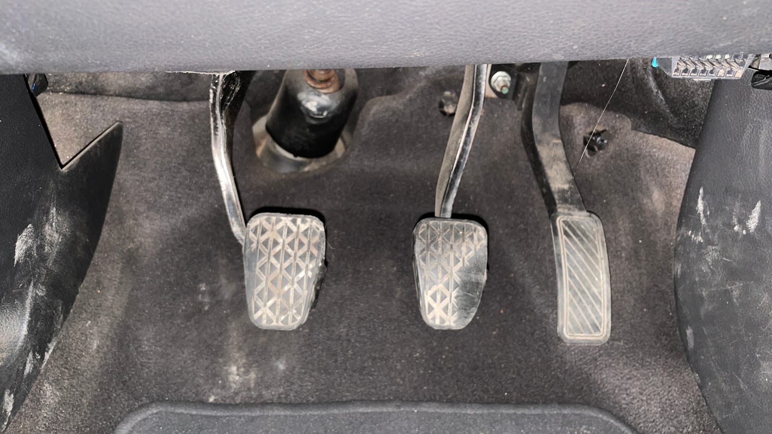 Used 2015 Ford Figo Trend 1.2 Ti-VCT Petrol Manual interior PEDALS VIEW