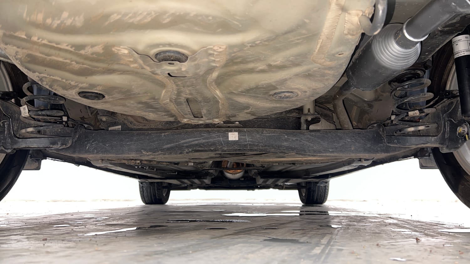 Used 2024 Toyota Glanza V AMT Petrol Automatic extra REAR UNDERBODY VIEW (TAKEN FROM REAR)