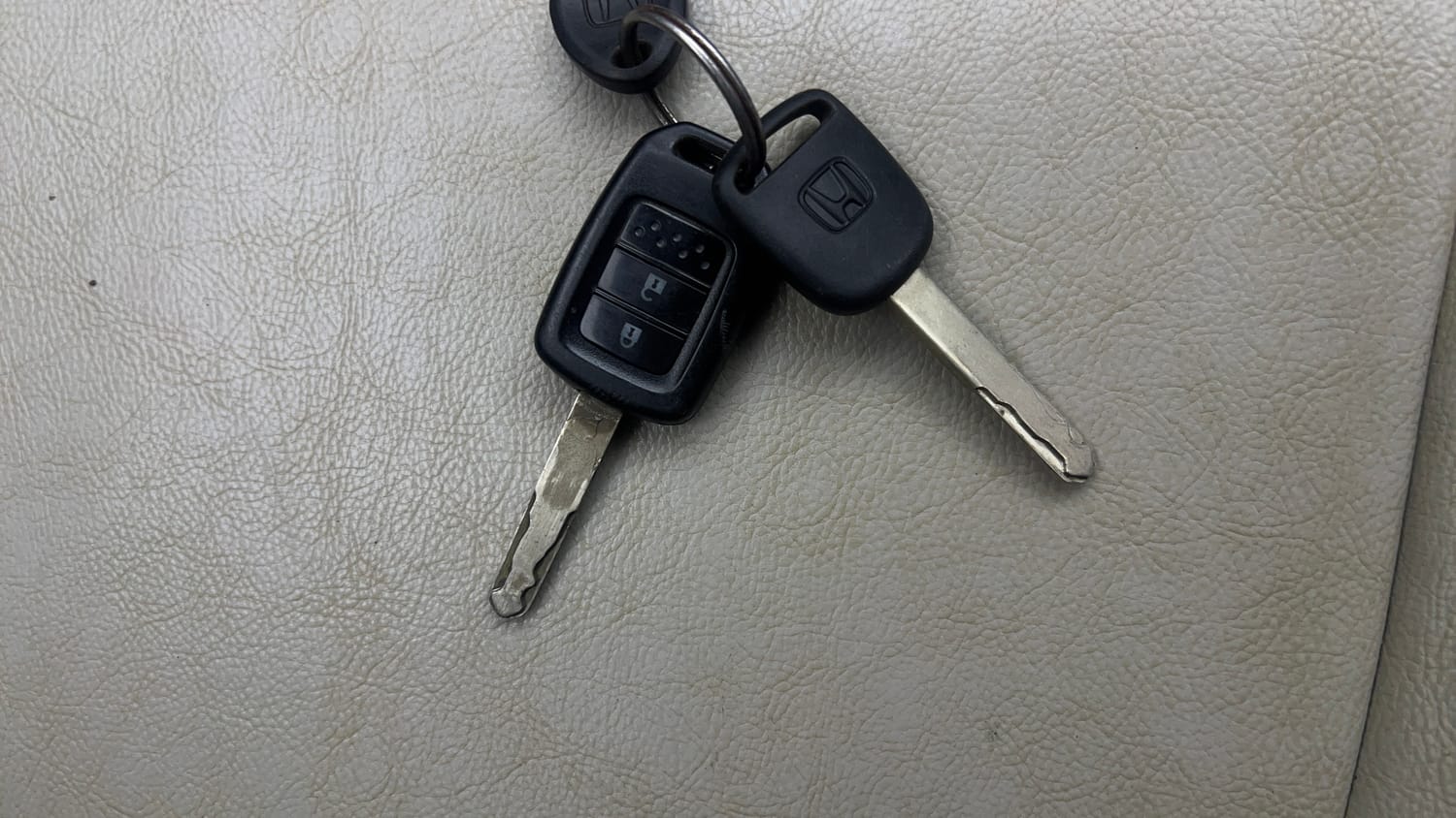 Used 2016 Honda Jazz VX Petrol Petrol Manual extra CAR KEY VIEW