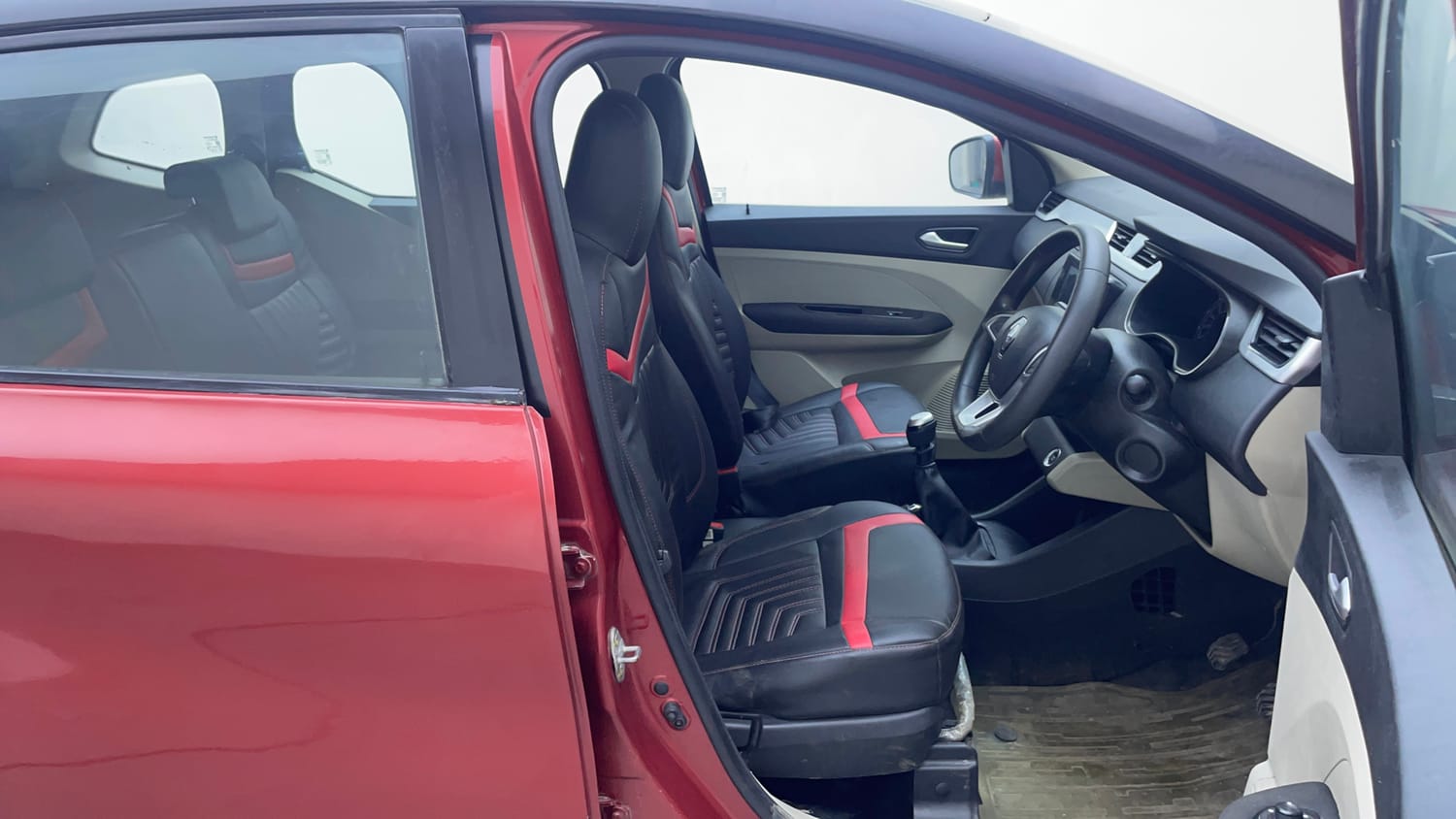 Used 2020 Renault Triber RXZ Petrol Manual interior RIGHT SIDE FRONT DOOR CABIN VIEW
