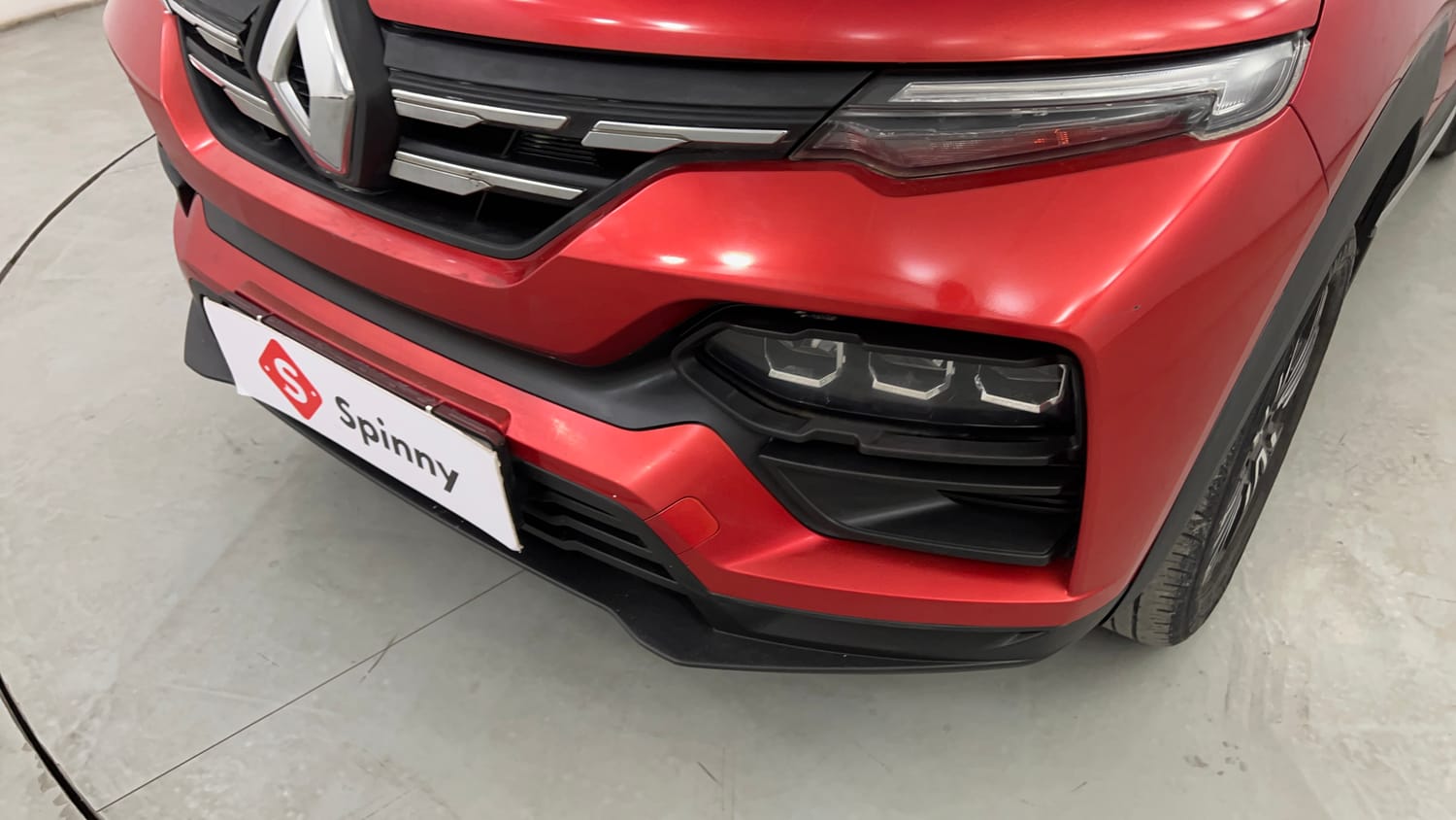 Used 2022 Renault Kiger RXT (O) MT Dual Tone Petrol Manual dents MINOR SCRATCH