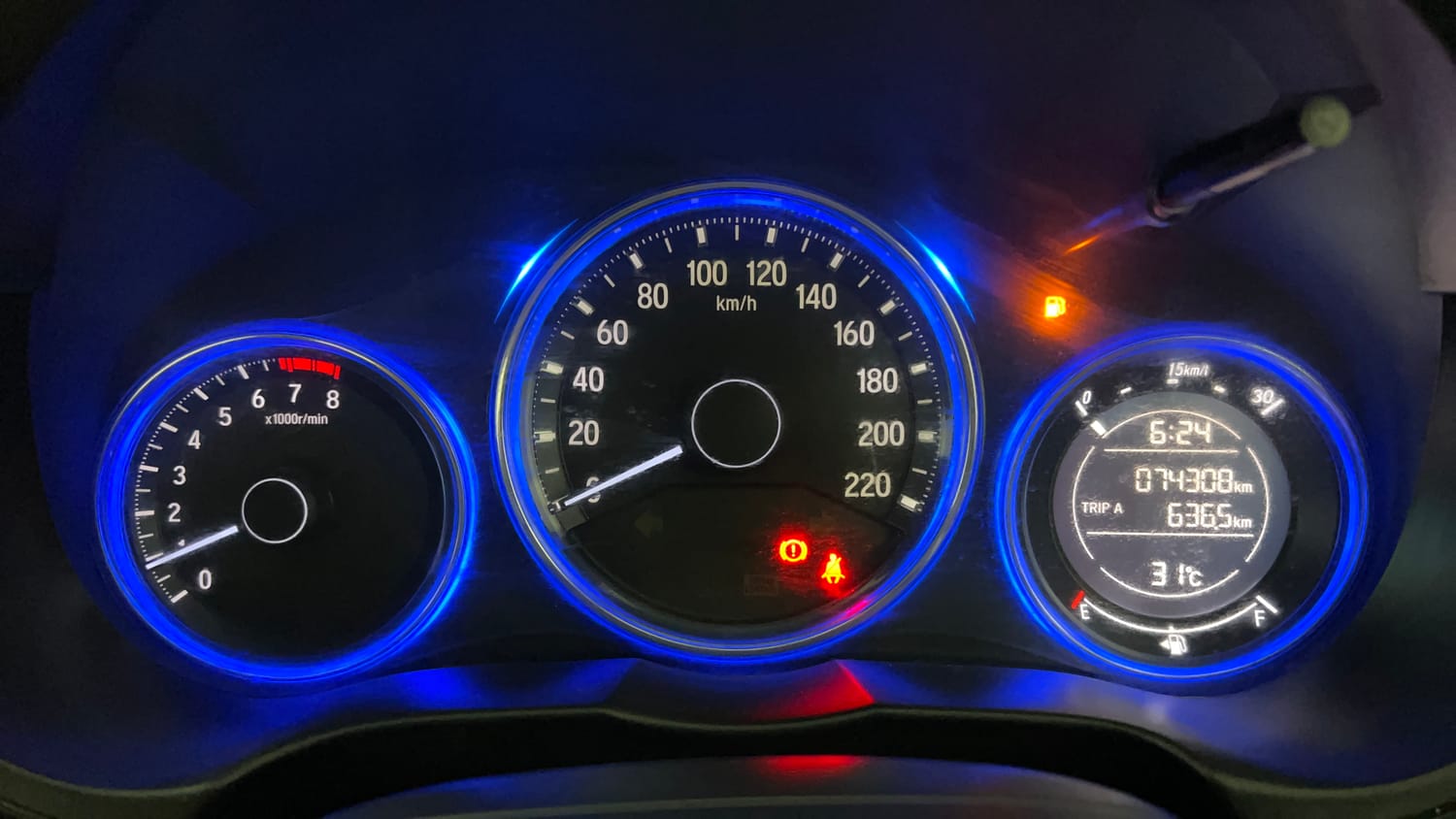 Used 2014 Honda City V Petrol Manual interior CLUSTERMETER VIEW