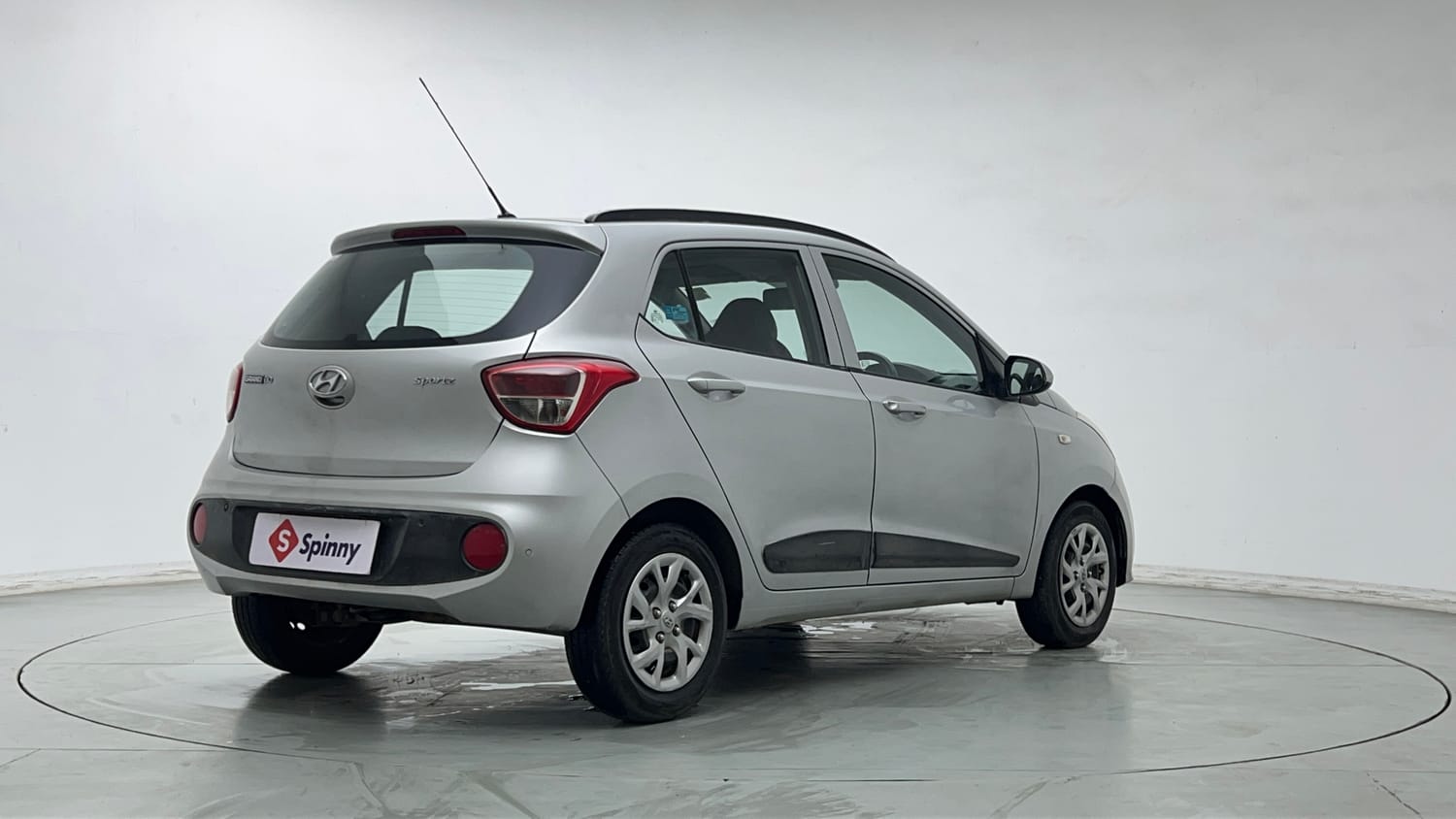 Used 2017 Hyundai Grand i10 Sportz 1.2 Kappa VTVT Petrol Manual exterior RIGHT REAR CORNER VIEW