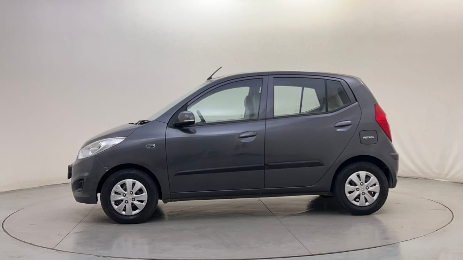 Used 2011 Hyundai i10 Magna 1.2 Kappa2 Petrol Manual exterior LEFT SIDE VIEW