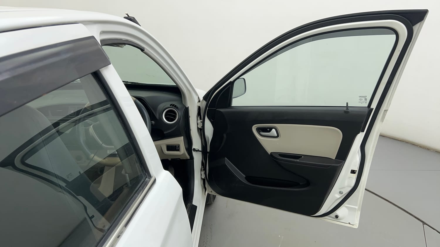 Used 2019 Maruti Suzuki Alto 800 LXi Petrol Manual interior RIGHT FRONT DOOR OPEN VIEW