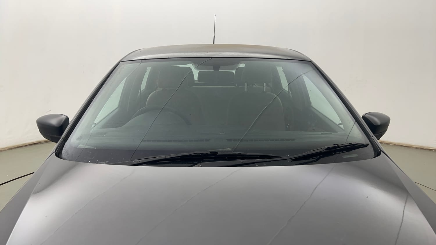 Used 2013 Volkswagen Polo Trendline 1.2L (P) Petrol Manual exterior FRONT WINDSHIELD VIEW