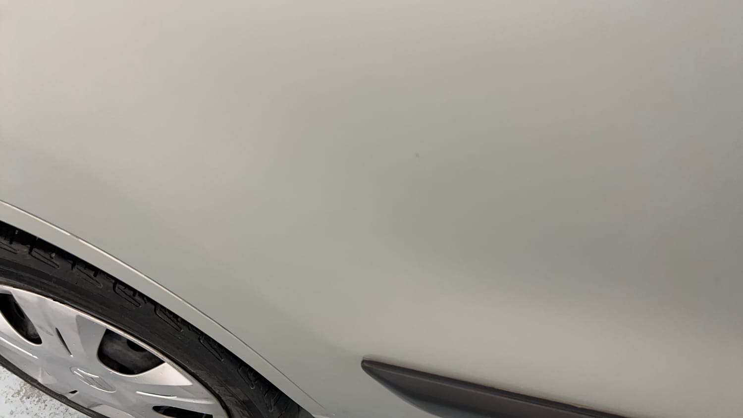 Used 2018 Maruti Suzuki Wagon R 1.0 VXI AMT Petrol Automatic dents MINOR SCRATCH