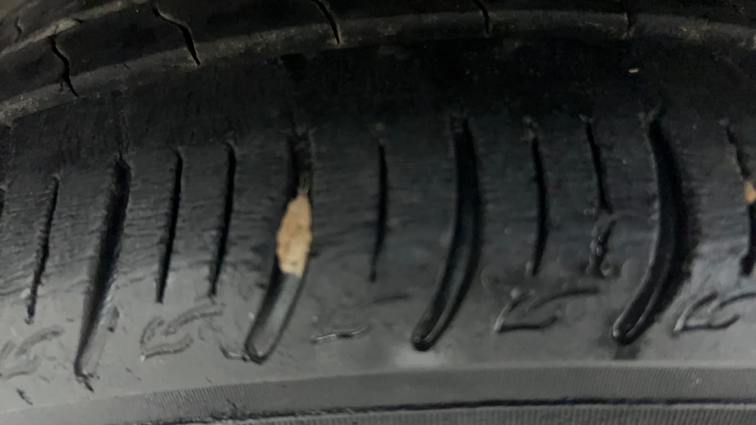 Used 2022 Tata Altroz XT Petrol Petrol Manual tyres RIGHT REAR TYRE TREAD VIEW