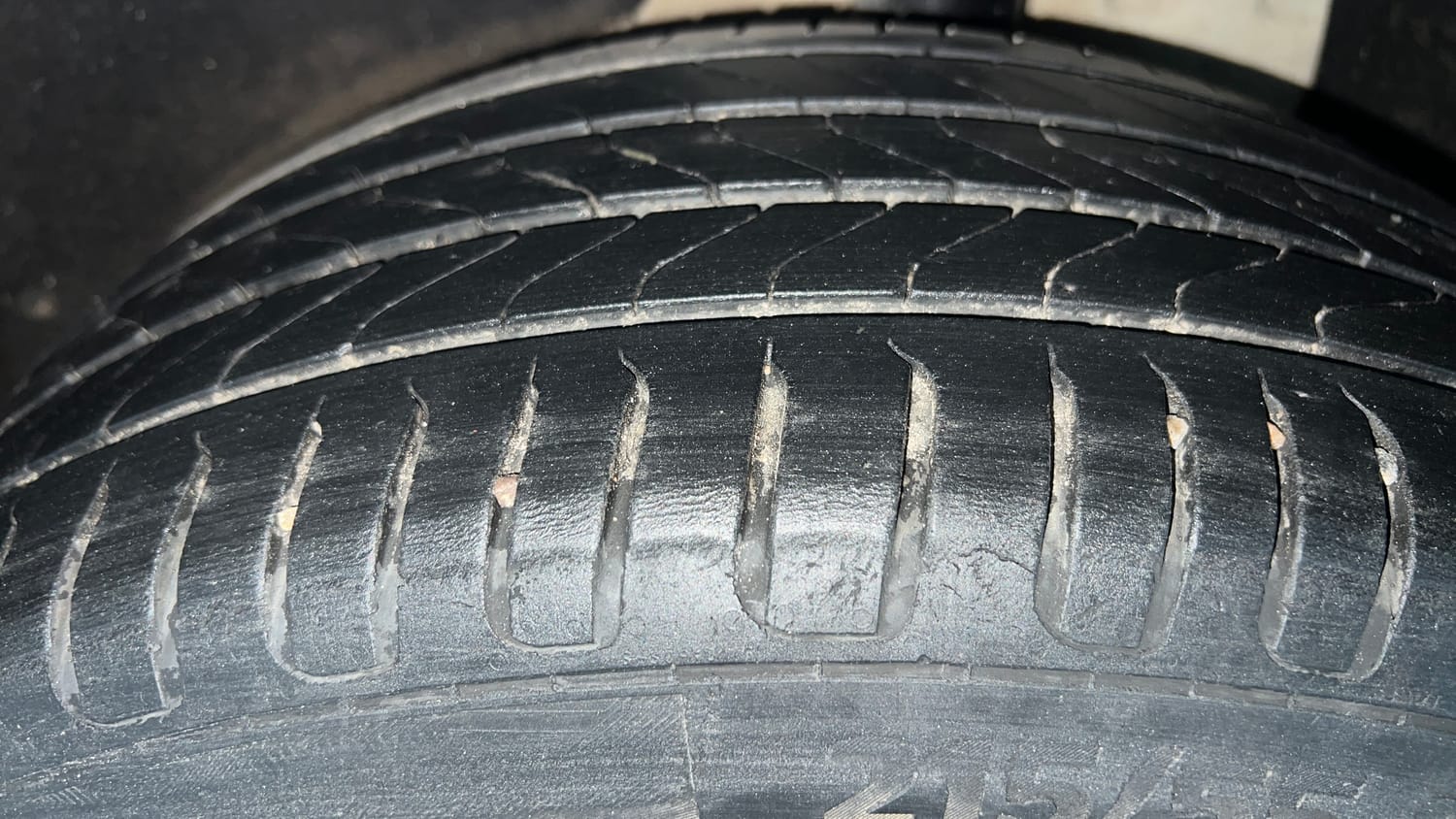 Used 2023 MG Motors Astor Super EX 1.5 MT Petrol Manual tyres LEFT REAR TYRE TREAD VIEW