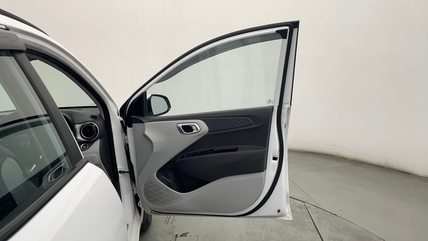 Used 2024 Hyundai Grand i10 Nios Asta 1.2 Kappa AMT Petrol Automatic interior RIGHT FRONT DOOR OPEN VIEW