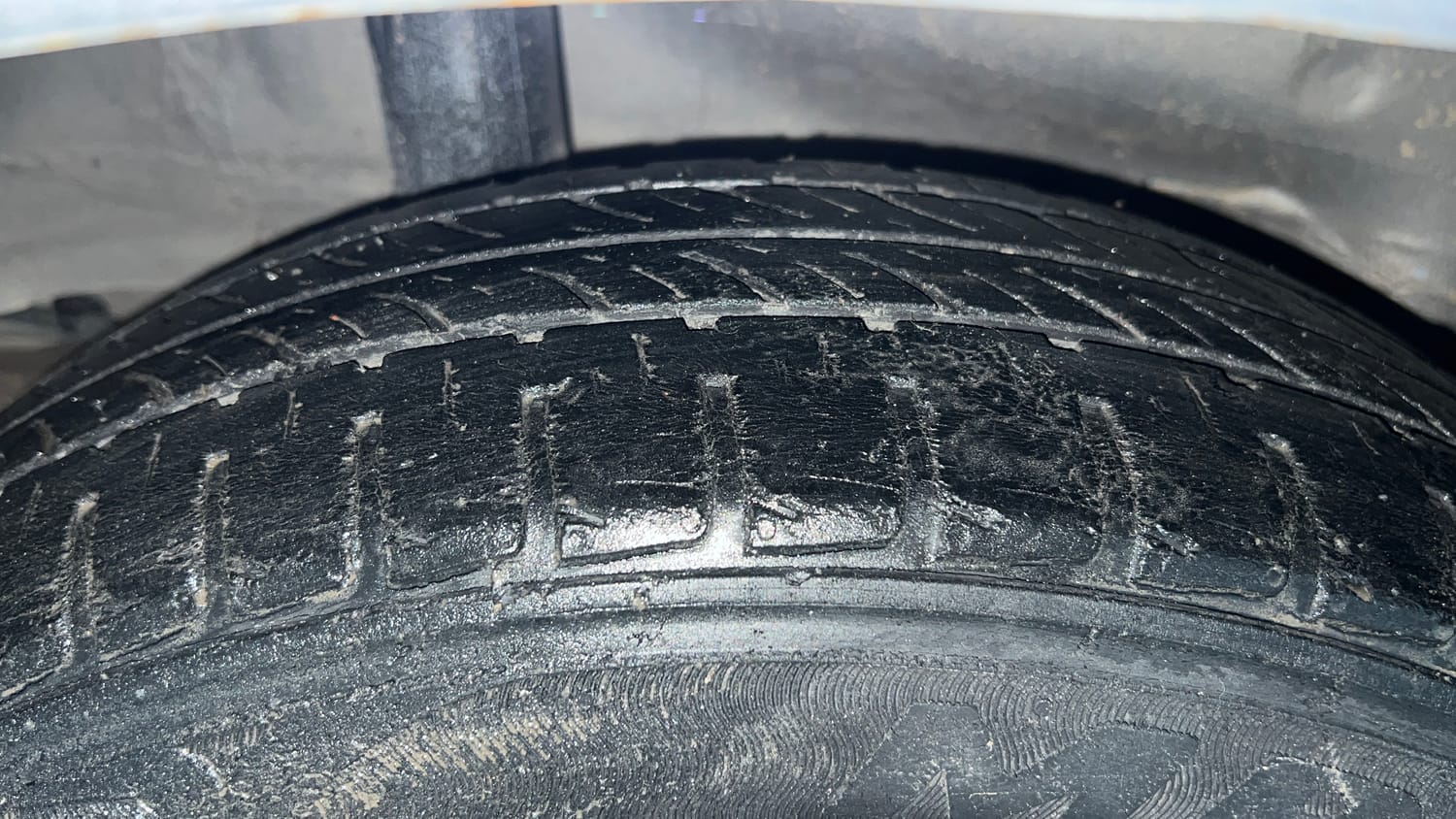 Used 2019 Honda City V CVT Petrol Petrol Automatic tyres RIGHT REAR TYRE TREAD VIEW