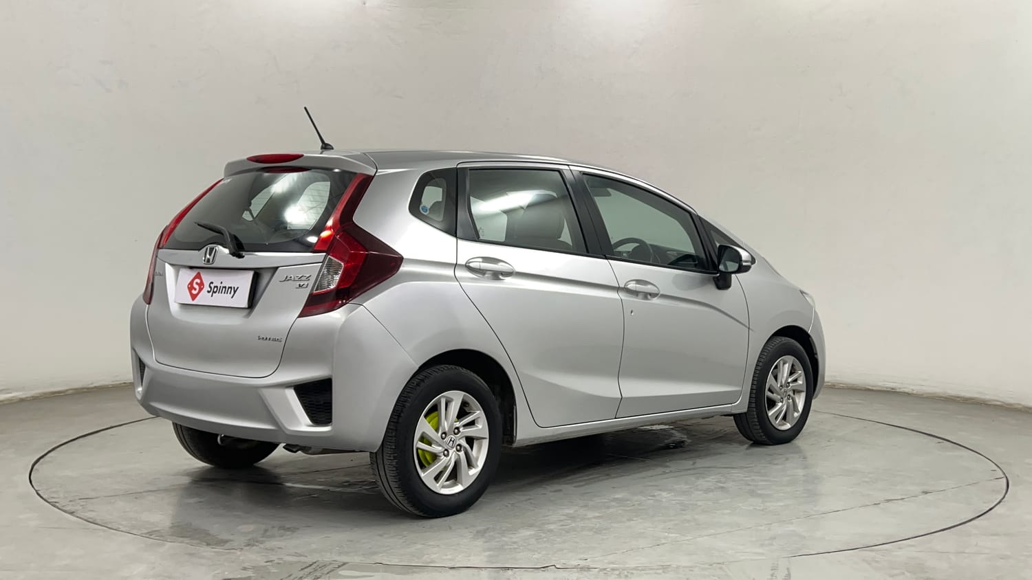 Used 2018 Honda Jazz V Diesel Diesel Manual exterior RIGHT REAR CORNER VIEW