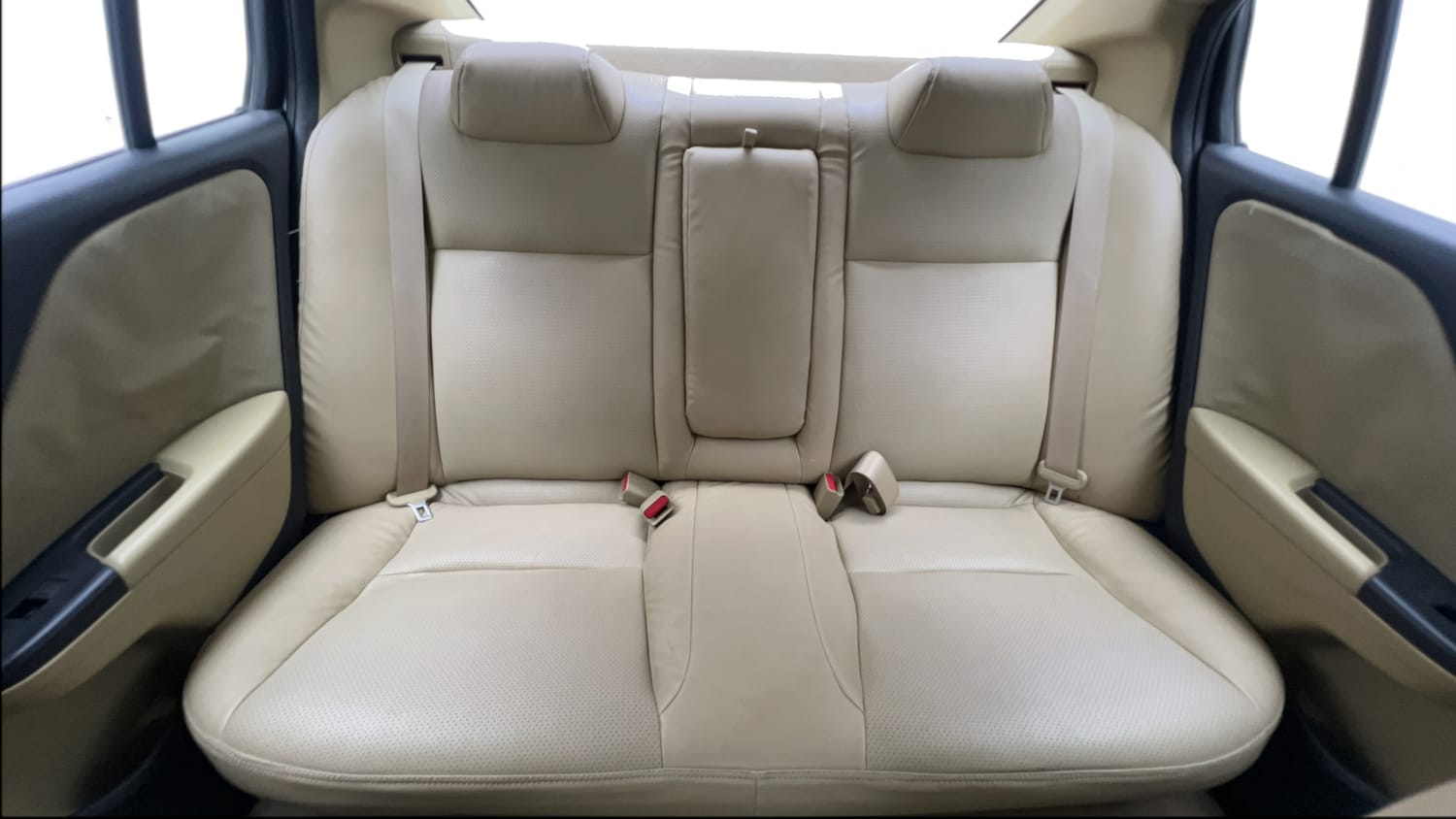 Used 2019 Honda City V Petrol Petrol Manual interior REAR SEAT CONDITION VIEW