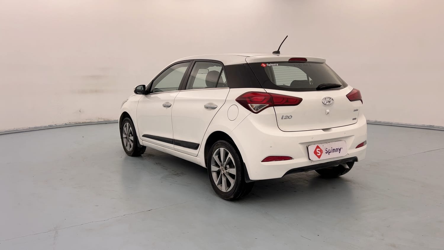 Used 2016 Hyundai Elite i20 Asta 1.2 Petrol Manual exterior LEFT REAR CORNER VIEW