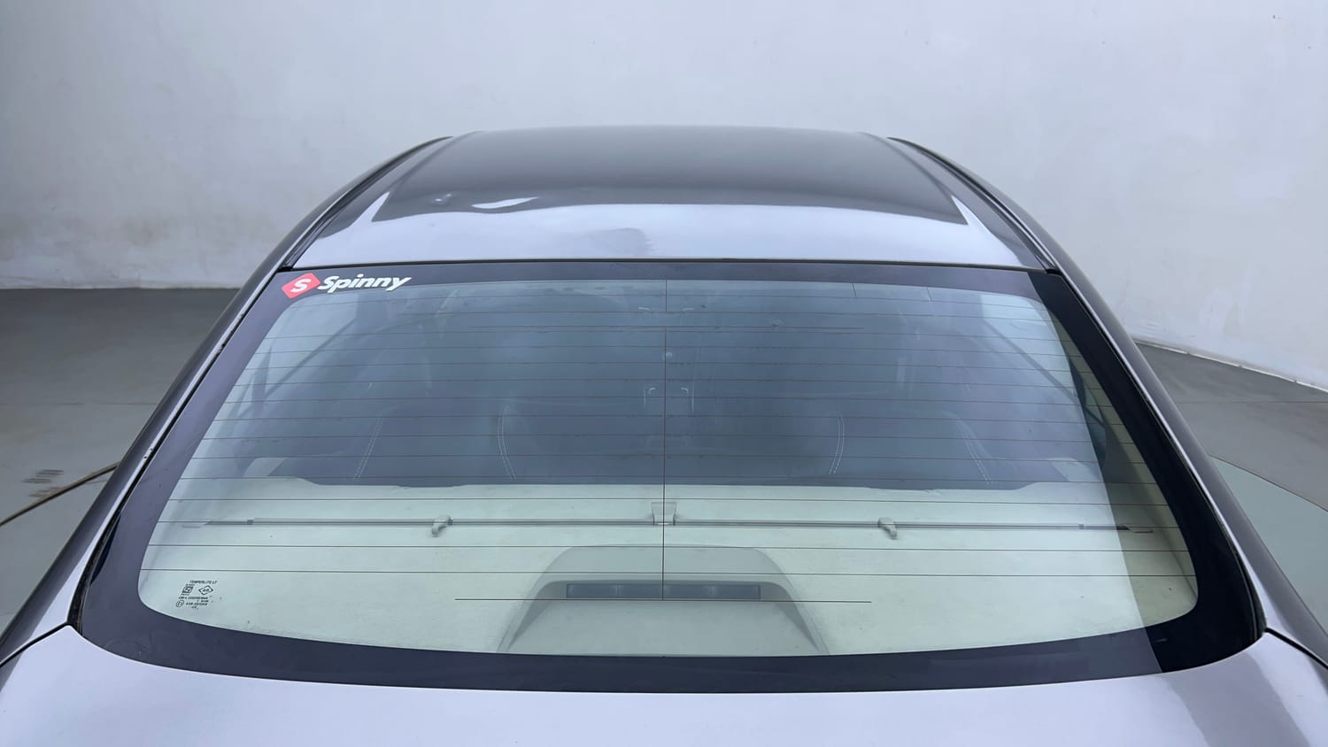 Used 2017 Maruti Suzuki Ciaz Zeta 1.3 Hybrid Diesel Manual exterior BACK WINDSHIELD VIEW