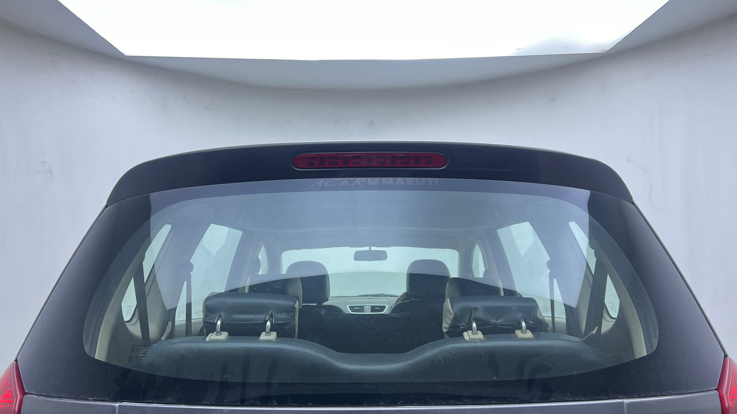 Used 2013 Maruti Suzuki Ertiga Vxi Petrol Manual exterior BACK WINDSHIELD VIEW