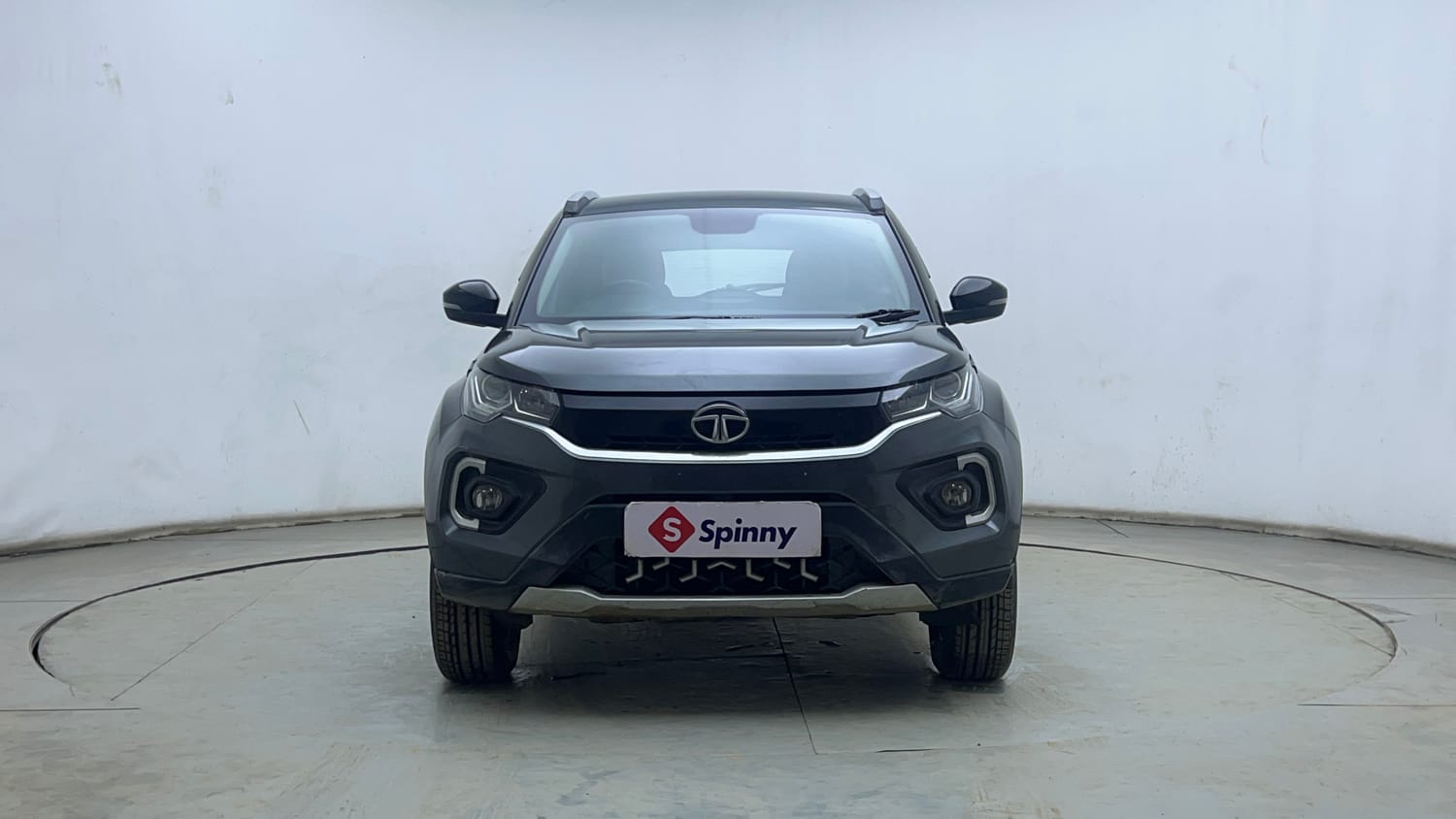 Used 2023 Tata Nexon XZ Plus (L) Petrol Manual exterior FRONT VIEW