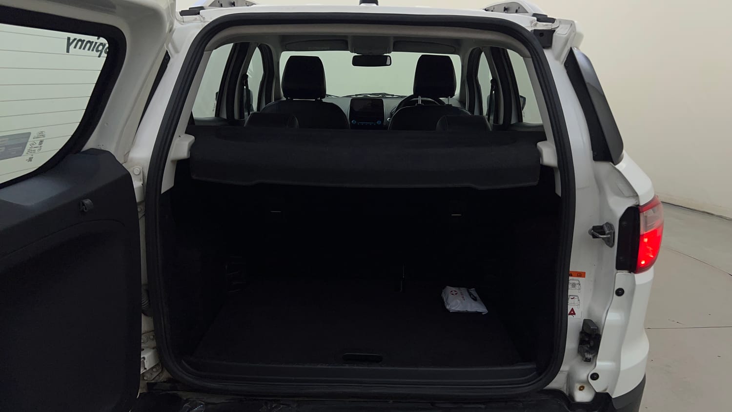 Used 2018 Ford EcoSport Titanium + 1.5L Ti-VCT AT Petrol Automatic interior DICKY INSIDE VIEW