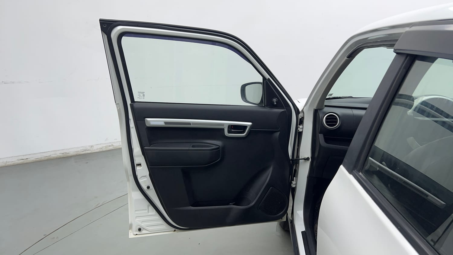 Used 2021 Maruti Suzuki S-Presso VXi Plus Petrol Manual interior LEFT FRONT DOOR OPEN VIEW