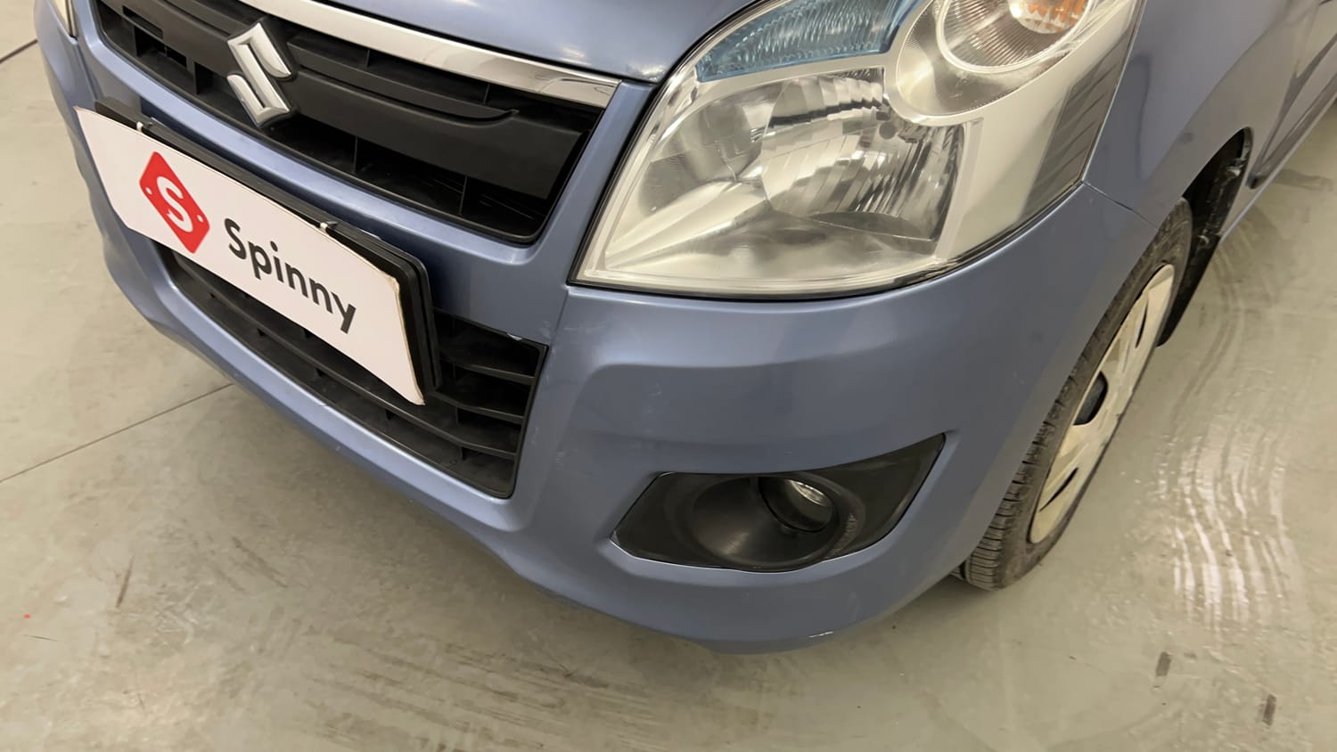 Used 2016 Maruti Suzuki Wagon R 1.0 VXI AMT Petrol Automatic dents MINOR SCRATCH