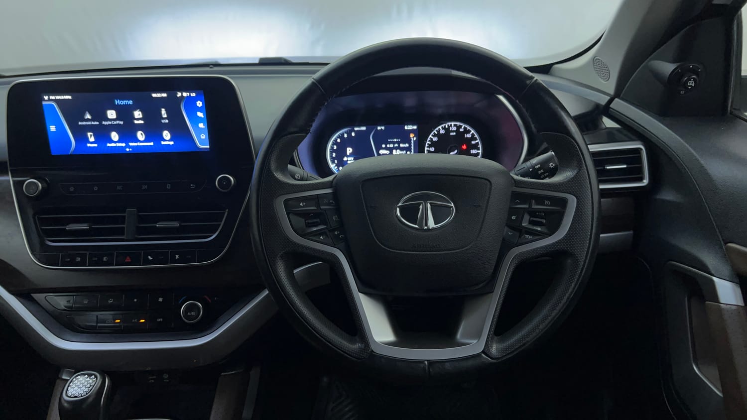 Used 2021 Tata Harrier XZA Plus Dual Tone Diesel Automatic interior STEERING VIEW