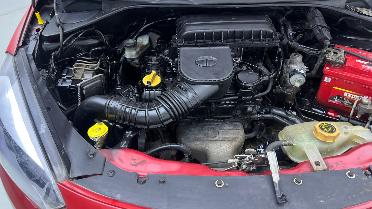 Used 2019 Tata Tiago XZ+ Petrol+cng(outside fitted) Cng Manual engine ENGINE RIGHT SIDE VIEW