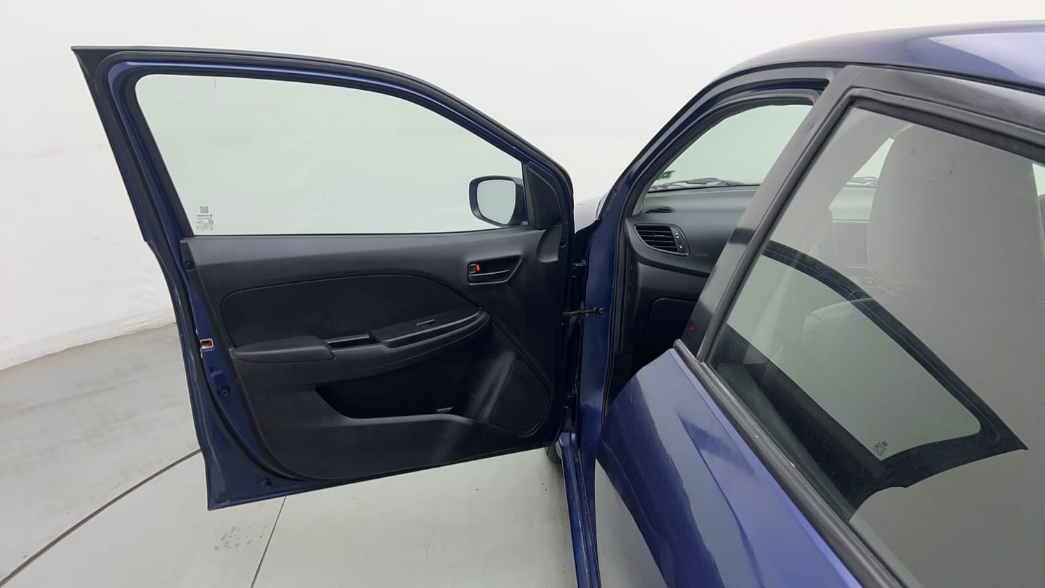 Used 2019 Maruti Suzuki Baleno Sigma 1.2 Petrol Manual interior LEFT FRONT DOOR OPEN VIEW