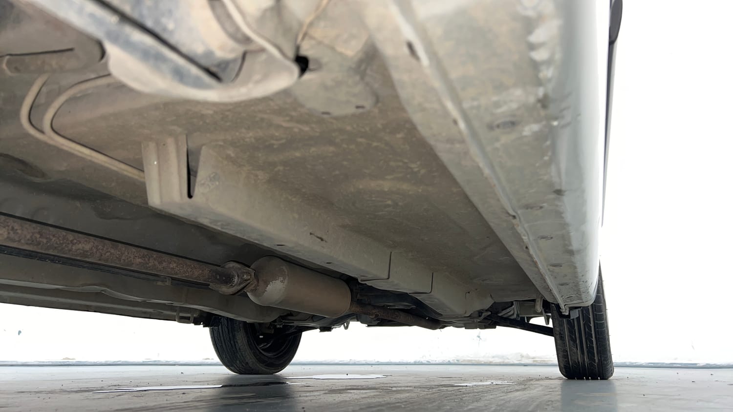 Used 2018 Maruti Suzuki Wagon R 1.0 VXI AMT Petrol Automatic extra REAR RIGHT UNDERBODY VIEW
