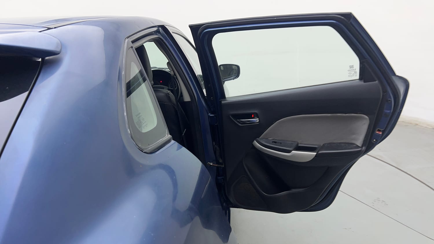 Used 2016 Maruti Suzuki Baleno Delta 1.2 Petrol Manual interior RIGHT REAR DOOR OPEN VIEW