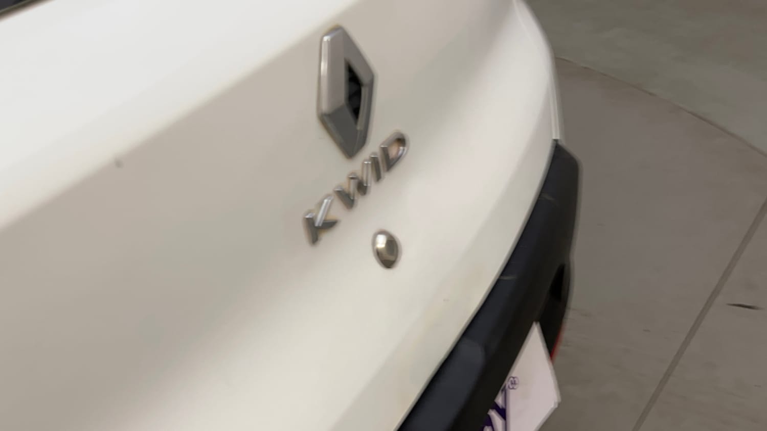 Used 2018 renault Kwid 1.0 RXL Anniversary Edition Petrol Manual dents MINOR SCRATCH