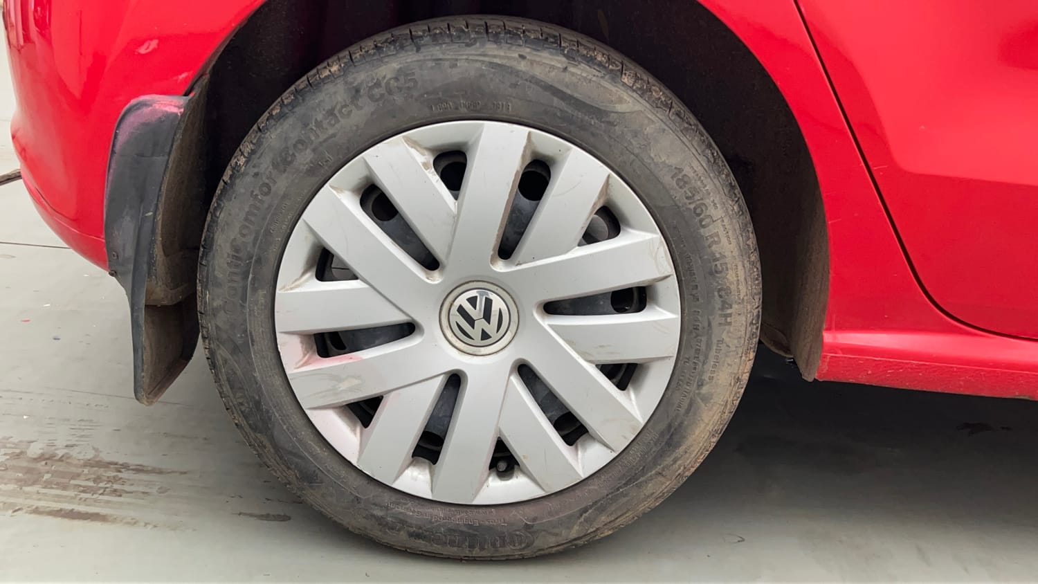 Used 2012 Volkswagen Polo Comfortline 1.2L (P) Petrol Manual tyres LEFT REAR TYRE RIM VIEW