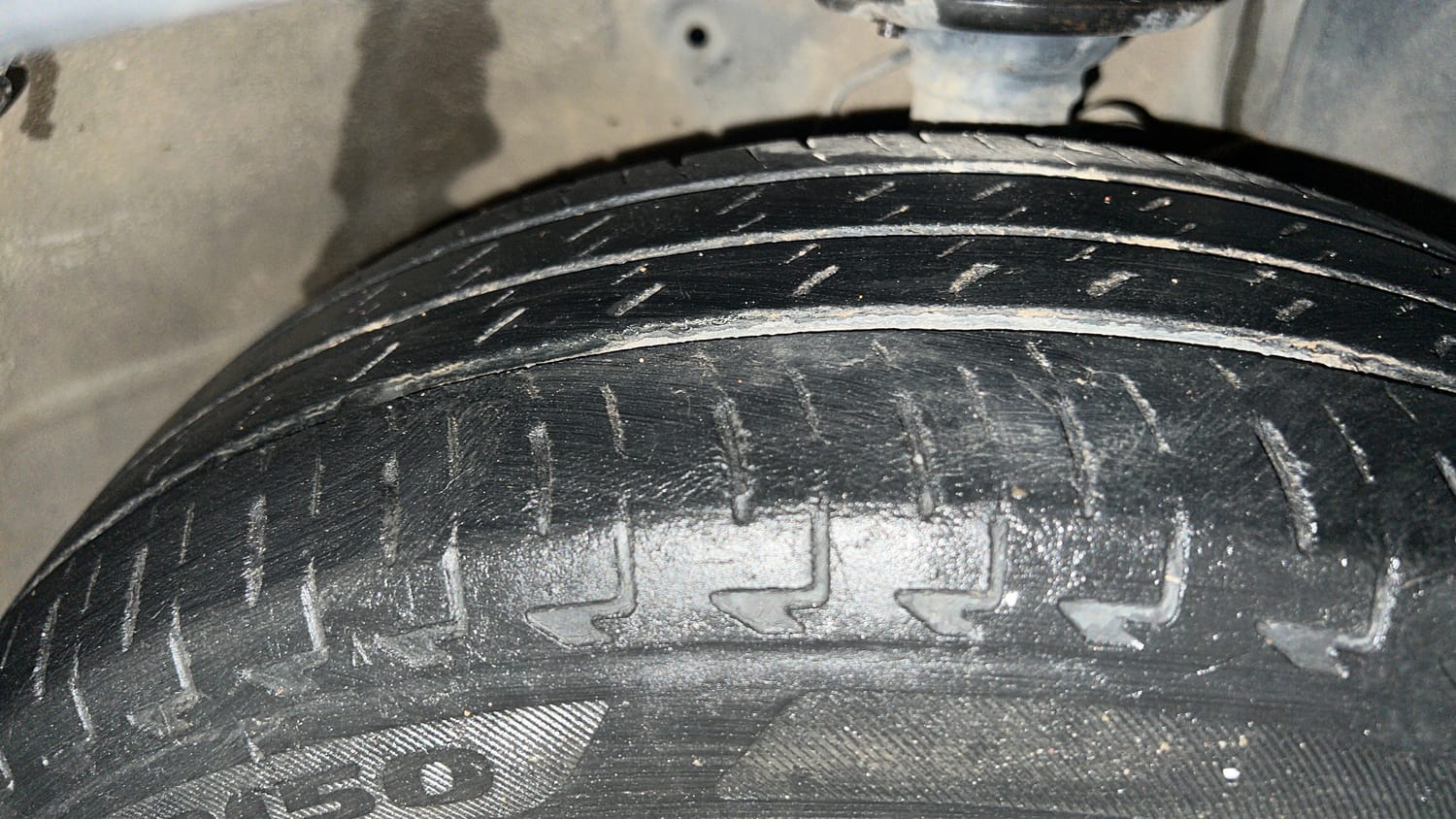 Used 2020 Maruti Suzuki Ignis Zeta 1.2 MT Petrol Manual tyres RIGHT FRONT TYRE TREAD VIEW