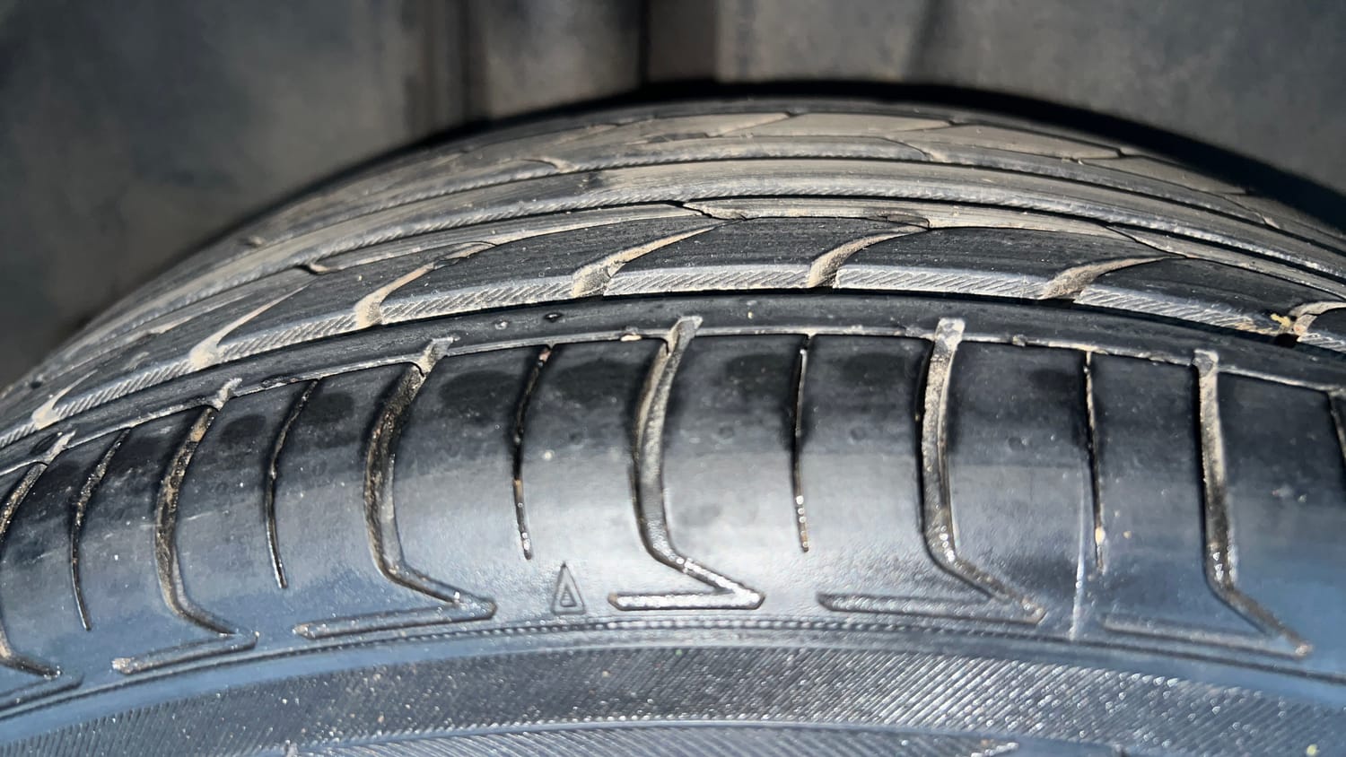 Used 2017 Maruti Suzuki Ciaz Zeta 1.3 Hybrid Diesel Manual tyres RIGHT REAR TYRE TREAD VIEW