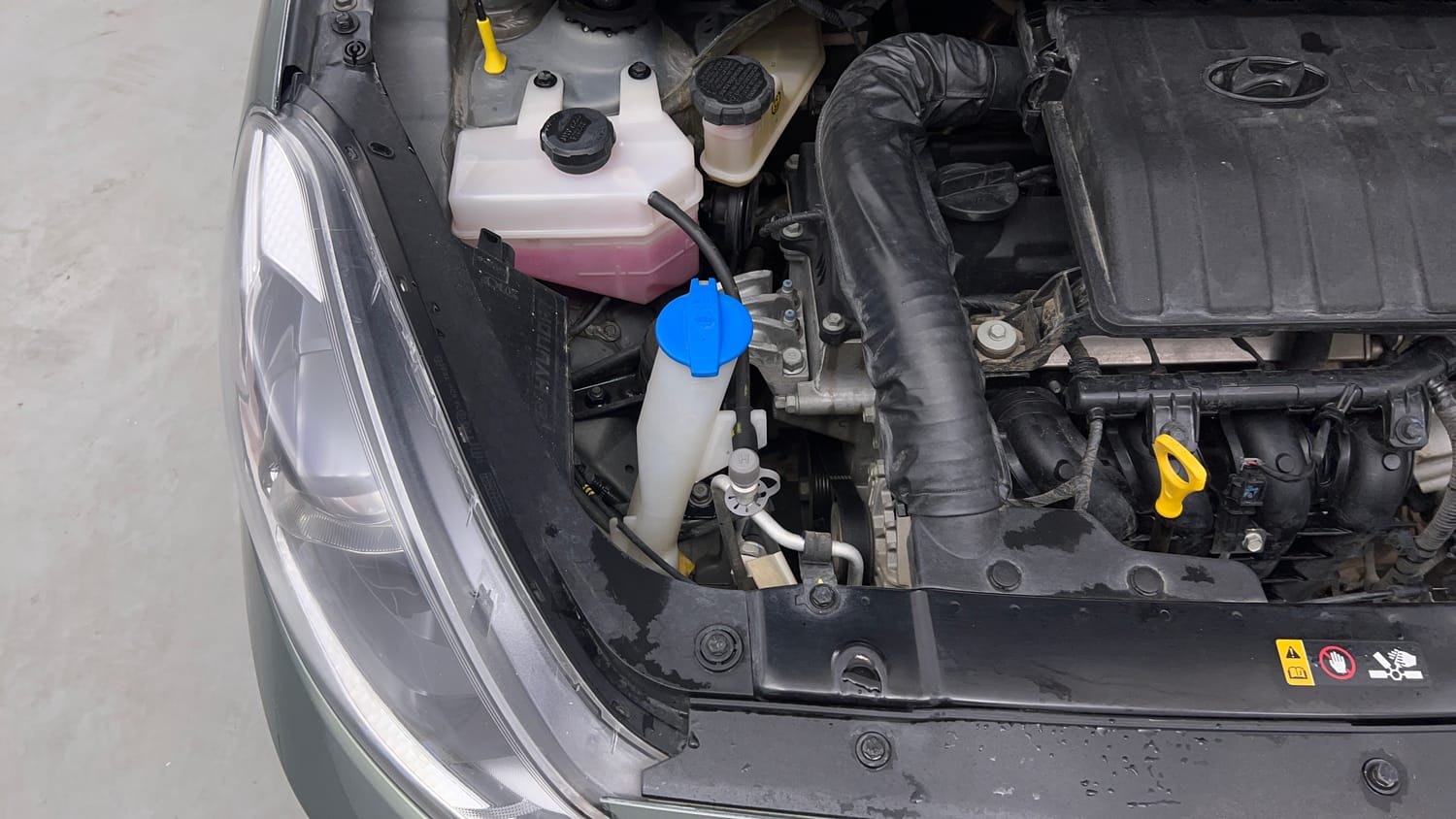 Used 2023 Hyundai Grand i10 Nios Sportz 1.2 Kappa VTVT Petrol Manual engine ENGINE RIGHT SIDE VIEW