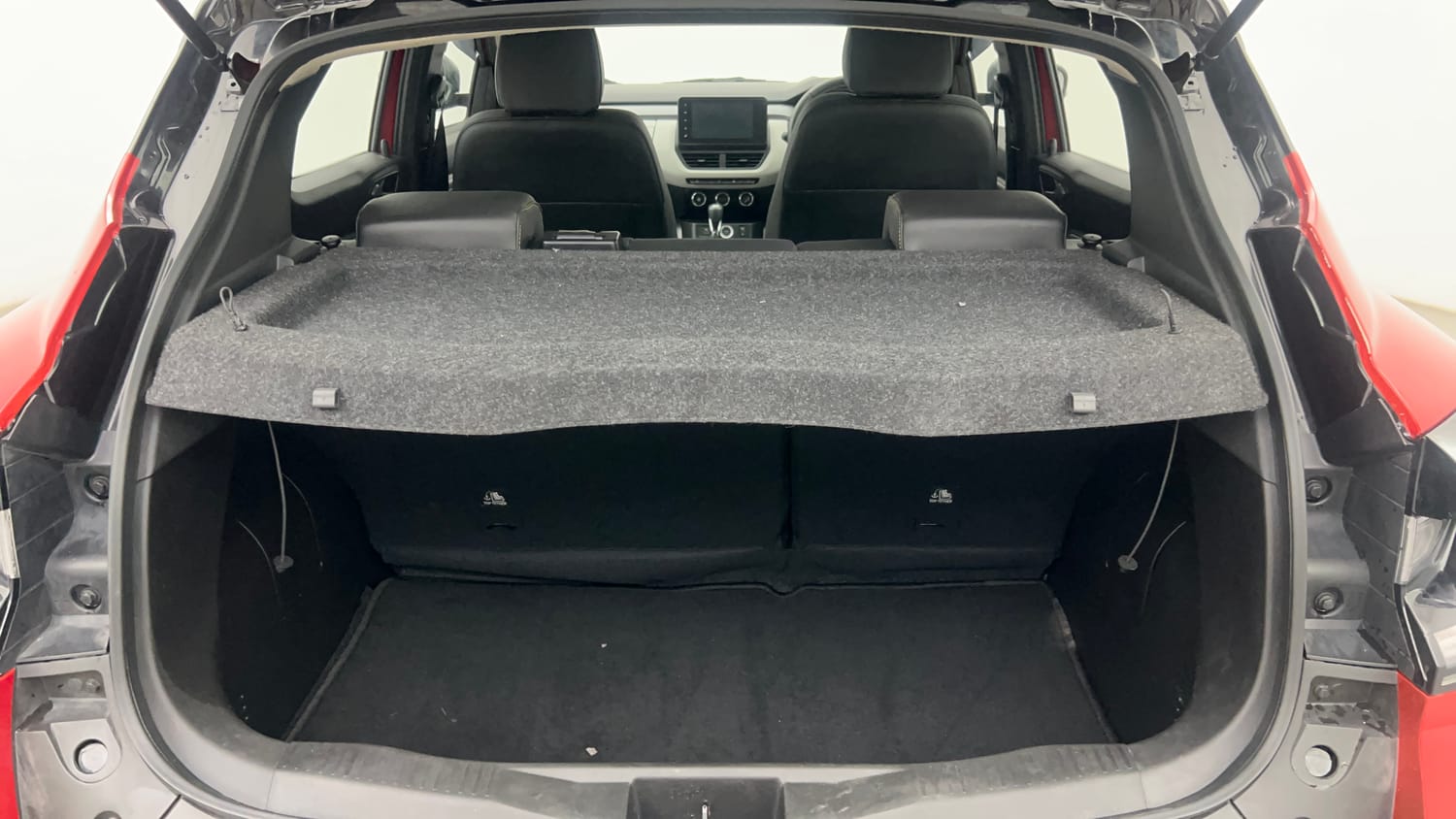 Used 2026 Renault Kiger Emotion CVT Turbo Dual Tone Petrol Automatic interior DICKY INSIDE VIEW