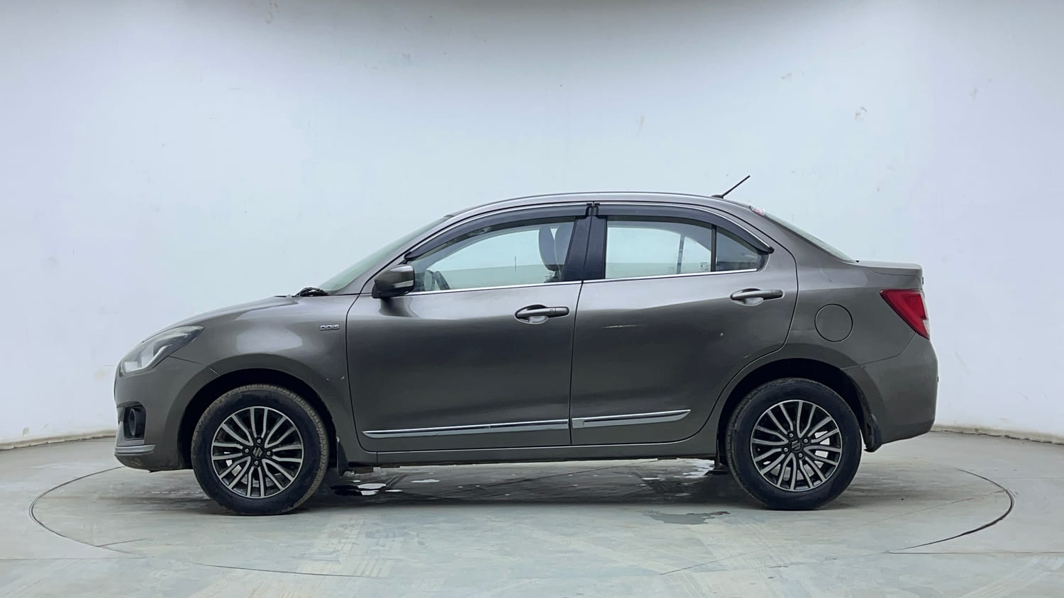 Used 2018 Maruti Suzuki Dzire ZDi Plus AMT Diesel Automatic exterior LEFT SIDE VIEW