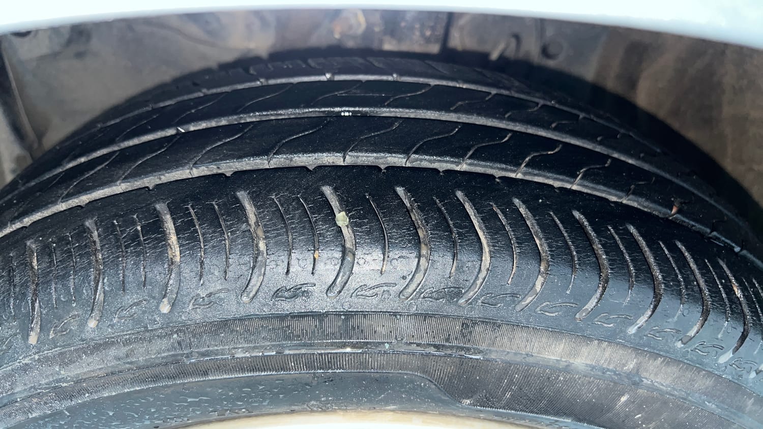 Used 2016 Honda Jazz VX Petrol Petrol Manual tyres LEFT FRONT TYRE TREAD VIEW