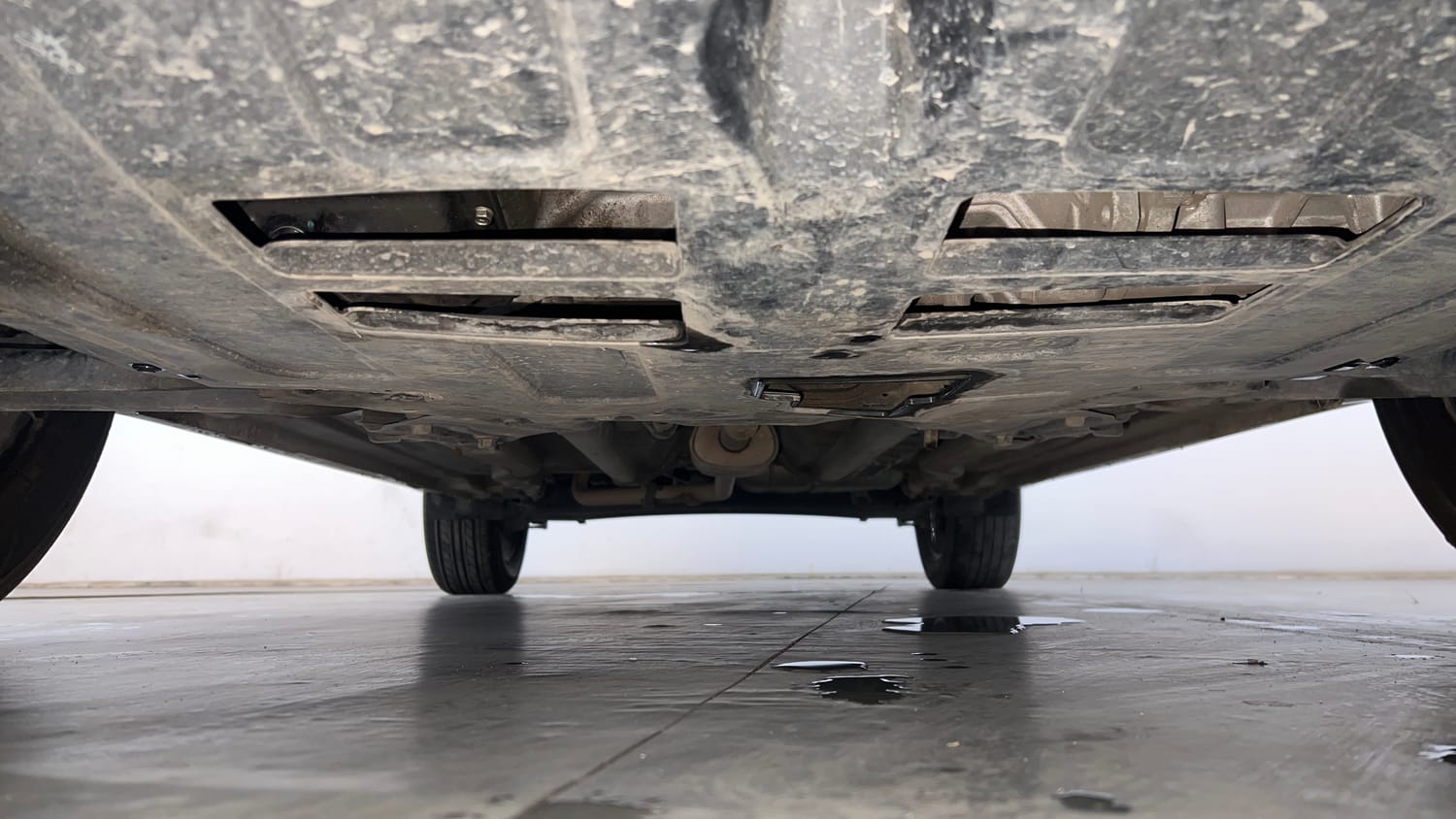 Used 2019 Hyundai Creta SX 1.6 AT Petrol Petrol Automatic extra FRONT LEFT UNDERBODY VIEW