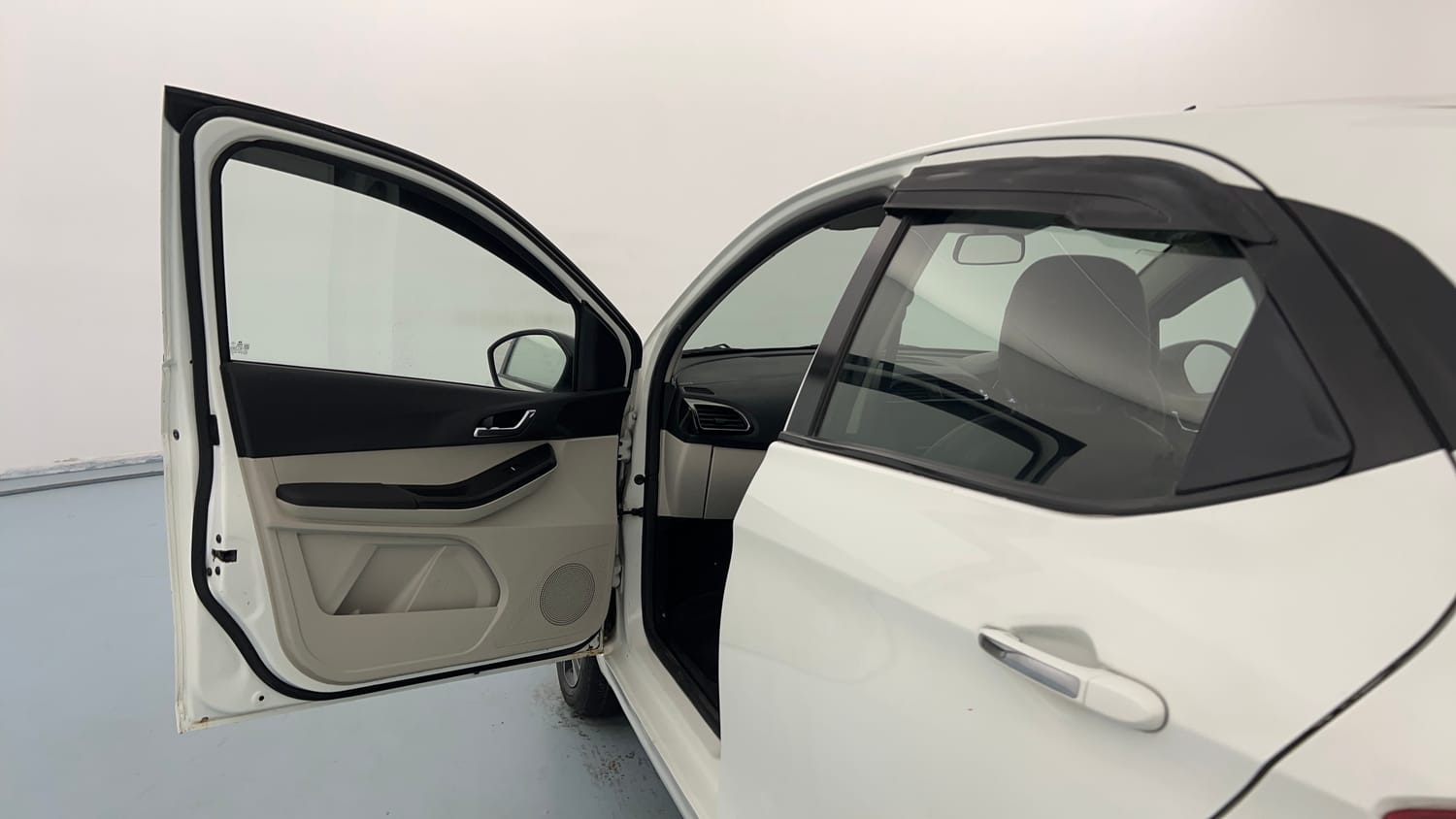 Used 2022 Tata Tiago XZ Plus Petrol Manual interior LEFT FRONT DOOR OPEN VIEW