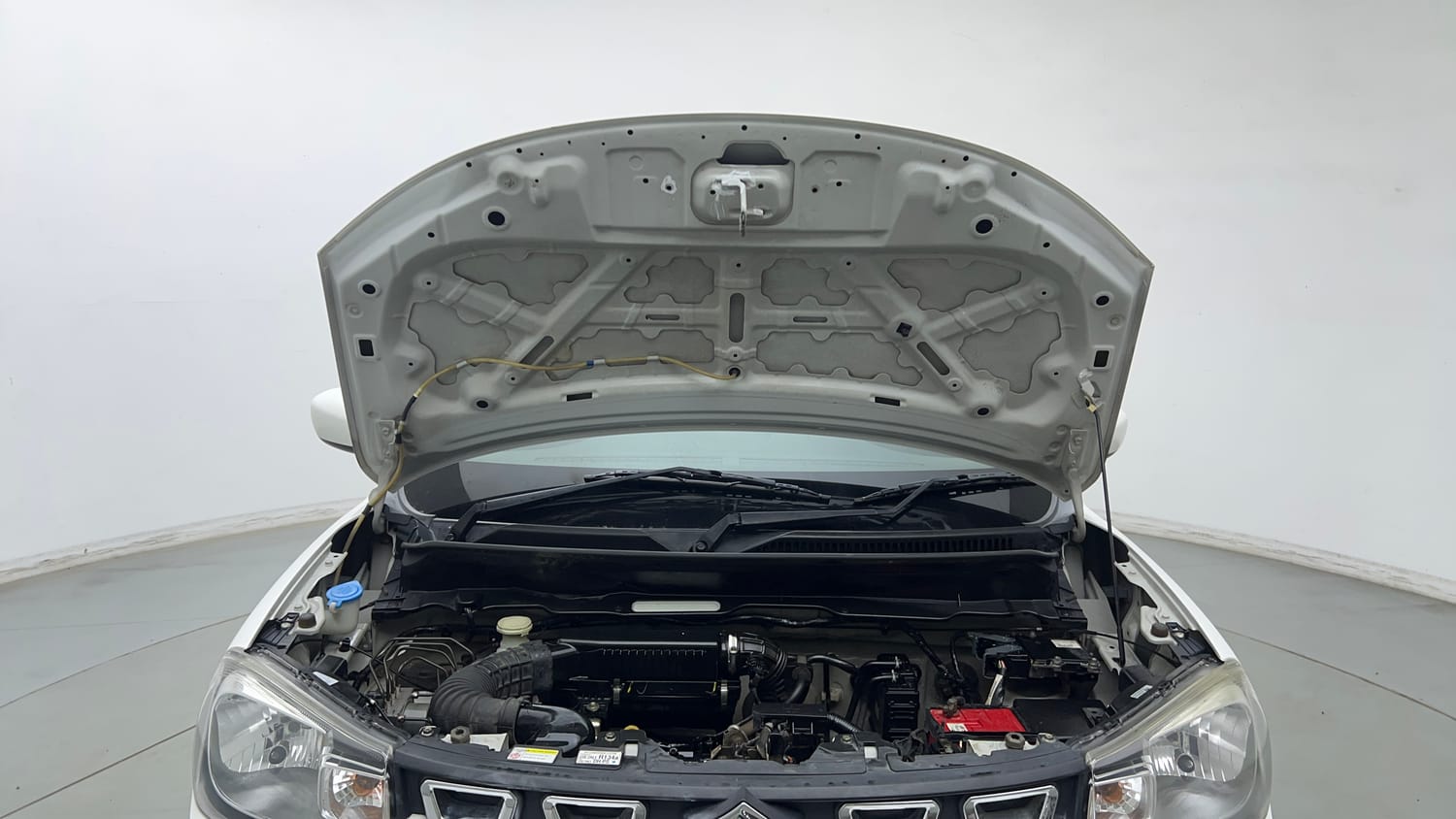 Used 2021 Maruti Suzuki S-Presso VXi Plus Petrol Manual engine ENGINE & BONNET OPEN FRONT VIEW
