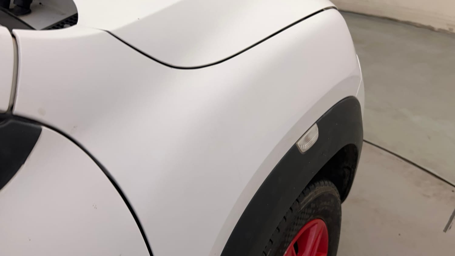 Used 2018 renault Kwid 1.0 RXL Anniversary Edition Petrol Manual dents MINOR DENT