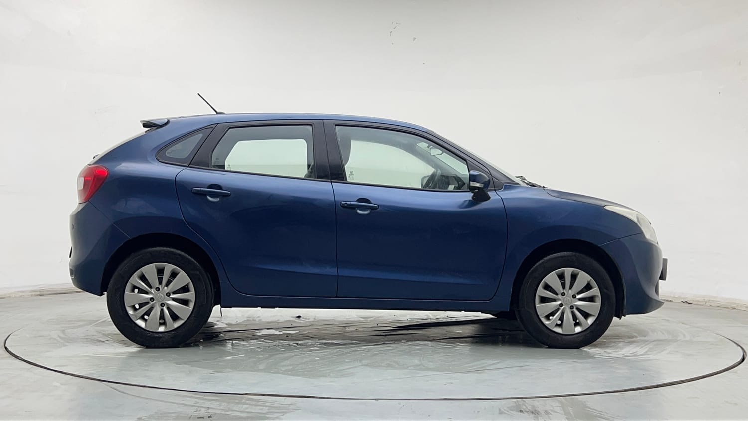 Used 2016 Maruti Suzuki Baleno Delta 1.2 Petrol Manual exterior RIGHT SIDE VIEW