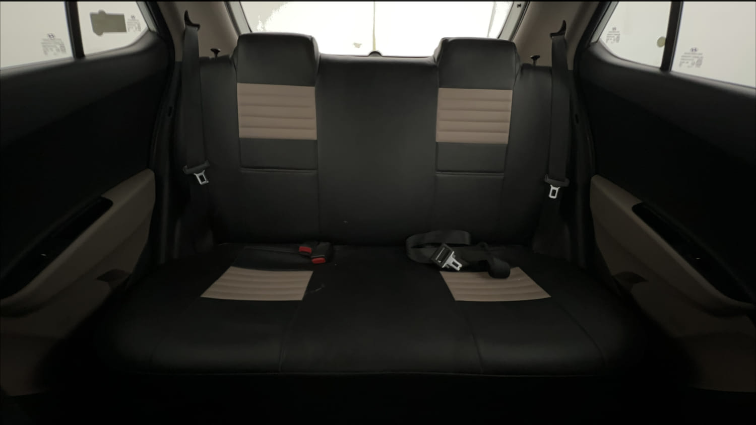 Used 2017 Hyundai Grand i10 Magna U2 1.2 CRDi Diesel Manual interior REAR SEAT CONDITION VIEW