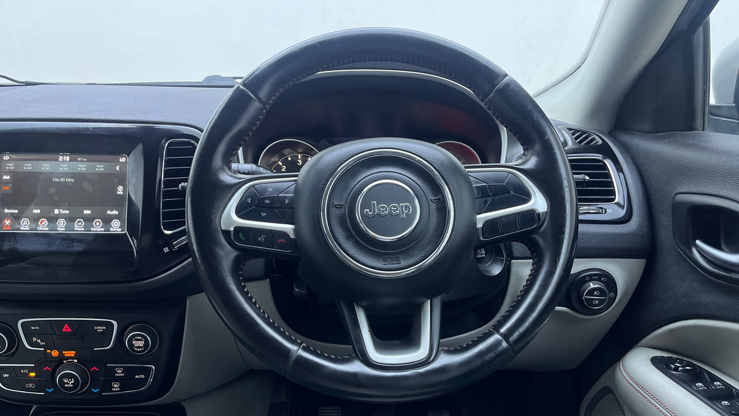 Used 2018 Jeep Compass Limited (O) 2.0 Diesel Diesel Manual interior STEERING VIEW