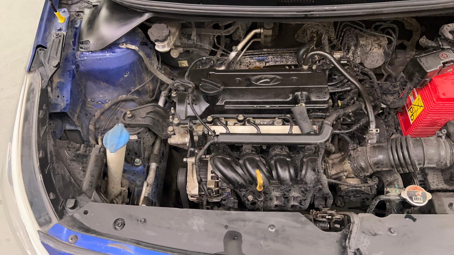 Used 2015 Hyundai Elite i20 Asta 1.2 Petrol Manual engine ENGINE RIGHT SIDE VIEW
