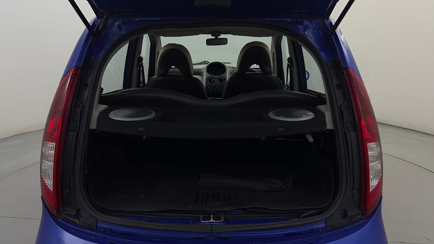 Used 2016 Tata Nano Twist XT Petrol Manual interior DICKY INSIDE VIEW